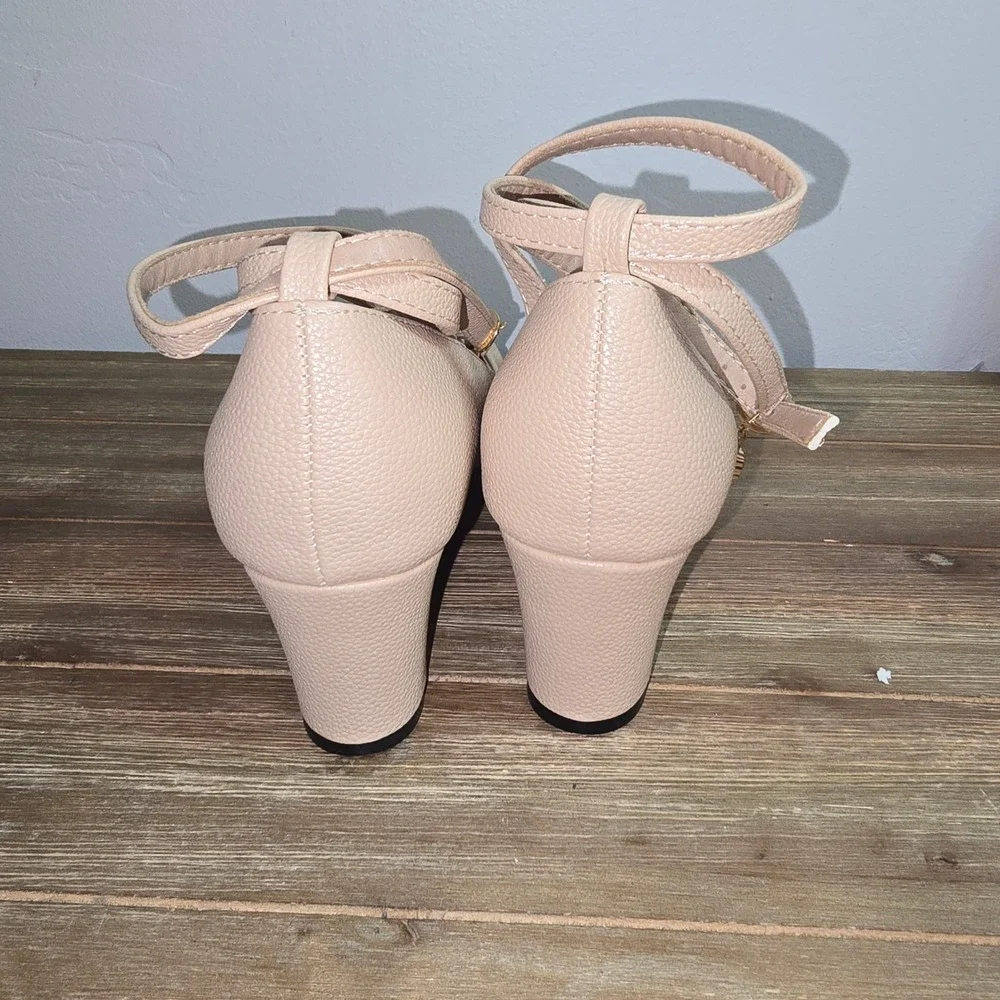 New Nude Pebbled Faux Leather Ankle Strap Block Heel Pumps‎ Rhinestone Charm 39